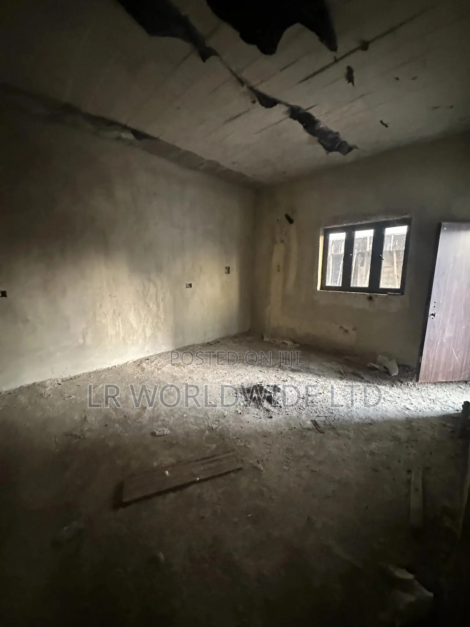 4bdrm Duplex in Lugbe District for sale