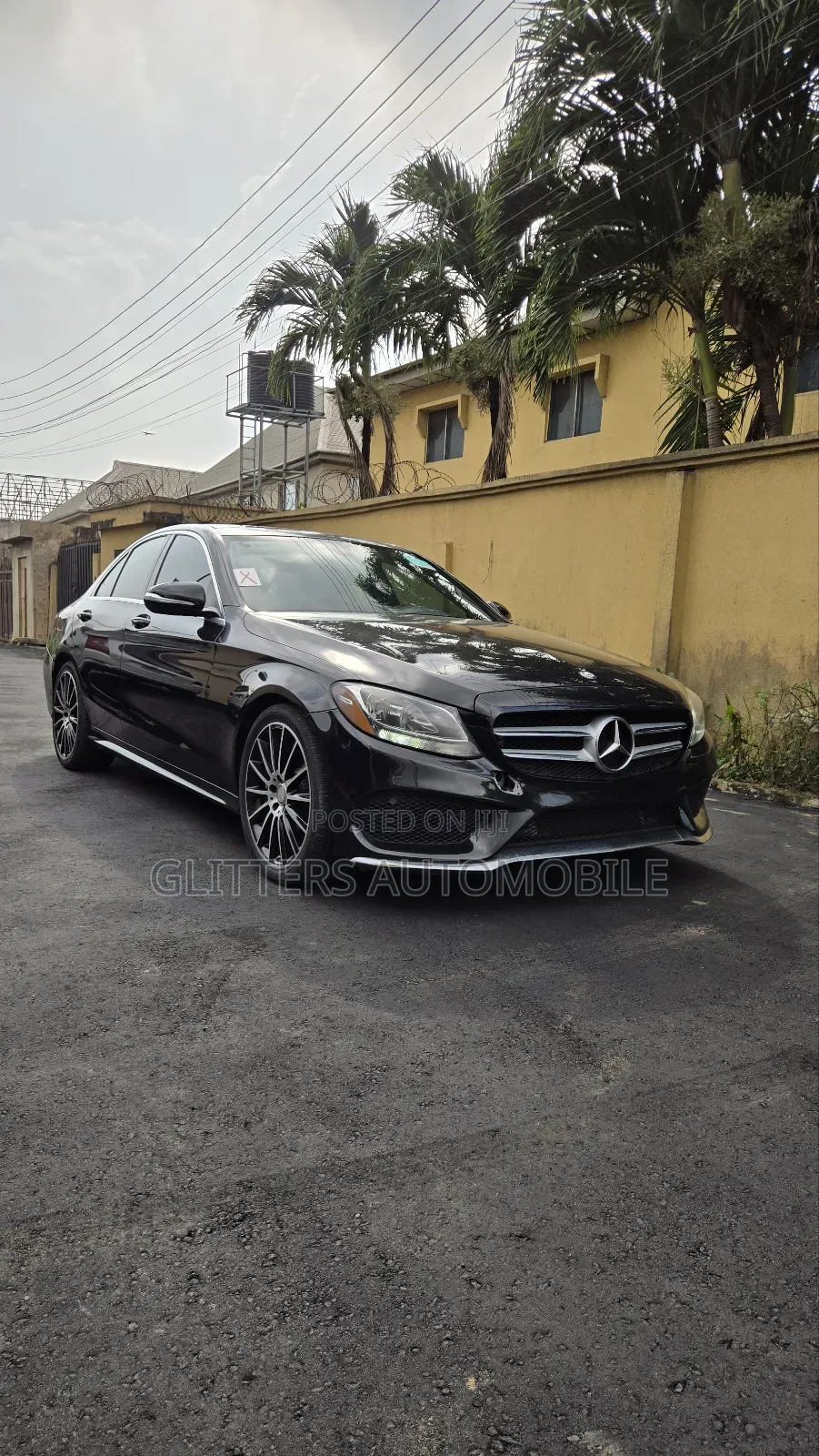 Mercedes-Benz C300 Luxury 4dr AWD 4Matic Sedan (2.0L 4cyl 7A) 2015