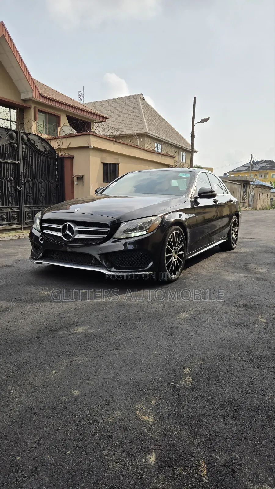 Mercedes-Benz C300 Luxury 4dr AWD 4Matic Sedan (2.0L 4cyl 7A) 2015