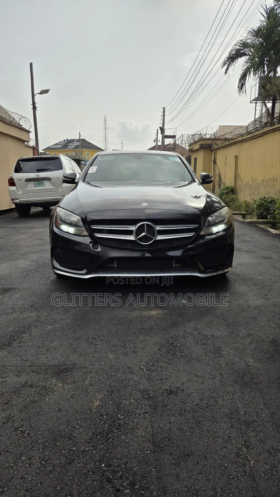 Mercedes-Benz C300 Luxury 4dr AWD 4Matic Sedan (2.0L 4cyl 7A) 2015