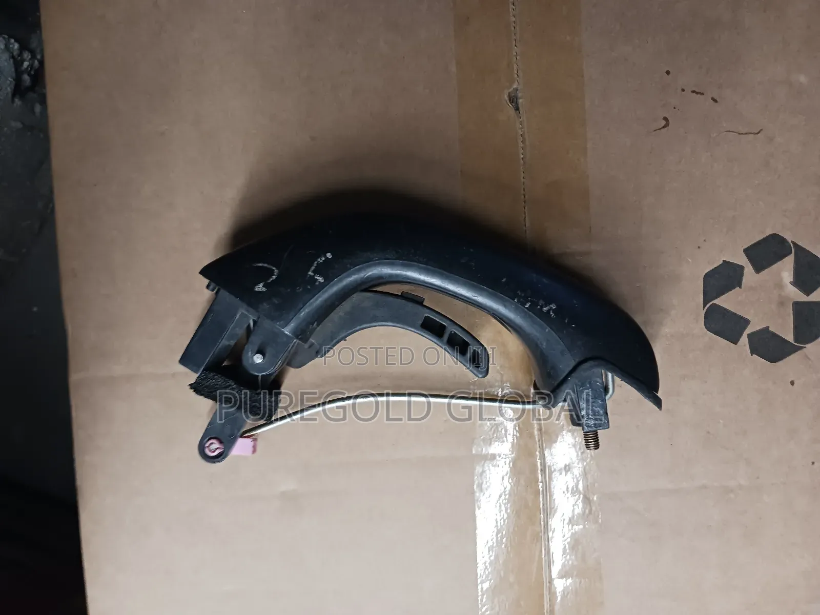Boot Handle For Santa Fe 2004 Model