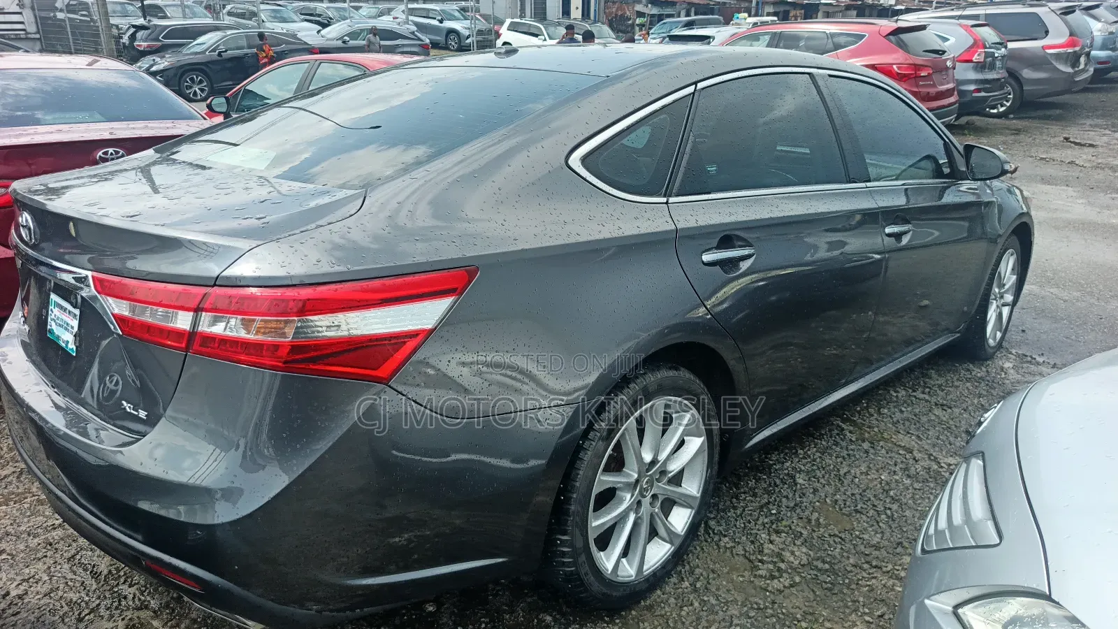 Toyota Avalon XLE Premium 4dr Sedan (3.5L 6cyl 6A) 2015 Gray