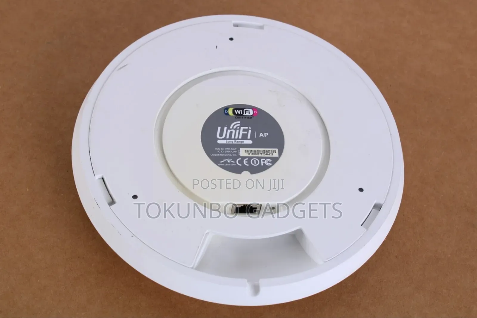 Ubiquiti Unifi Ap Long Range Wireless Access Point With Bracket