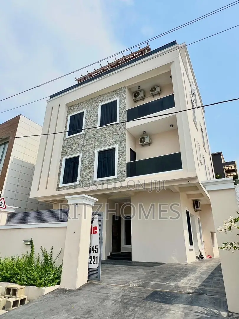 6bdrm Duplex in Lekki Phase 1 for sale