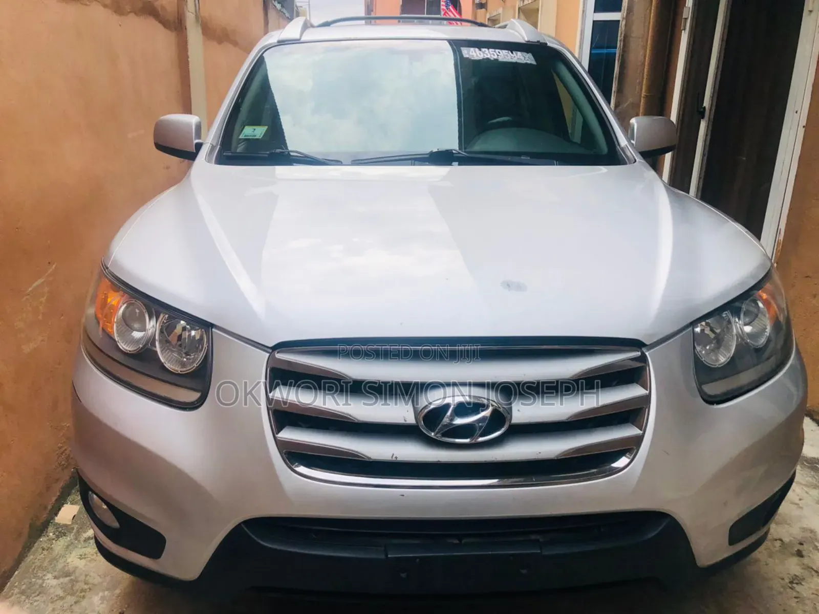 Hyundai Santa Fe 2013 White
