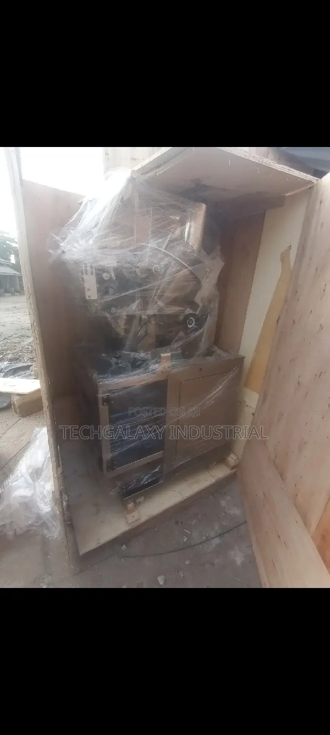 Granular Packaging Machine for Peanut, Chin Chin, Rice, Plantain Chips