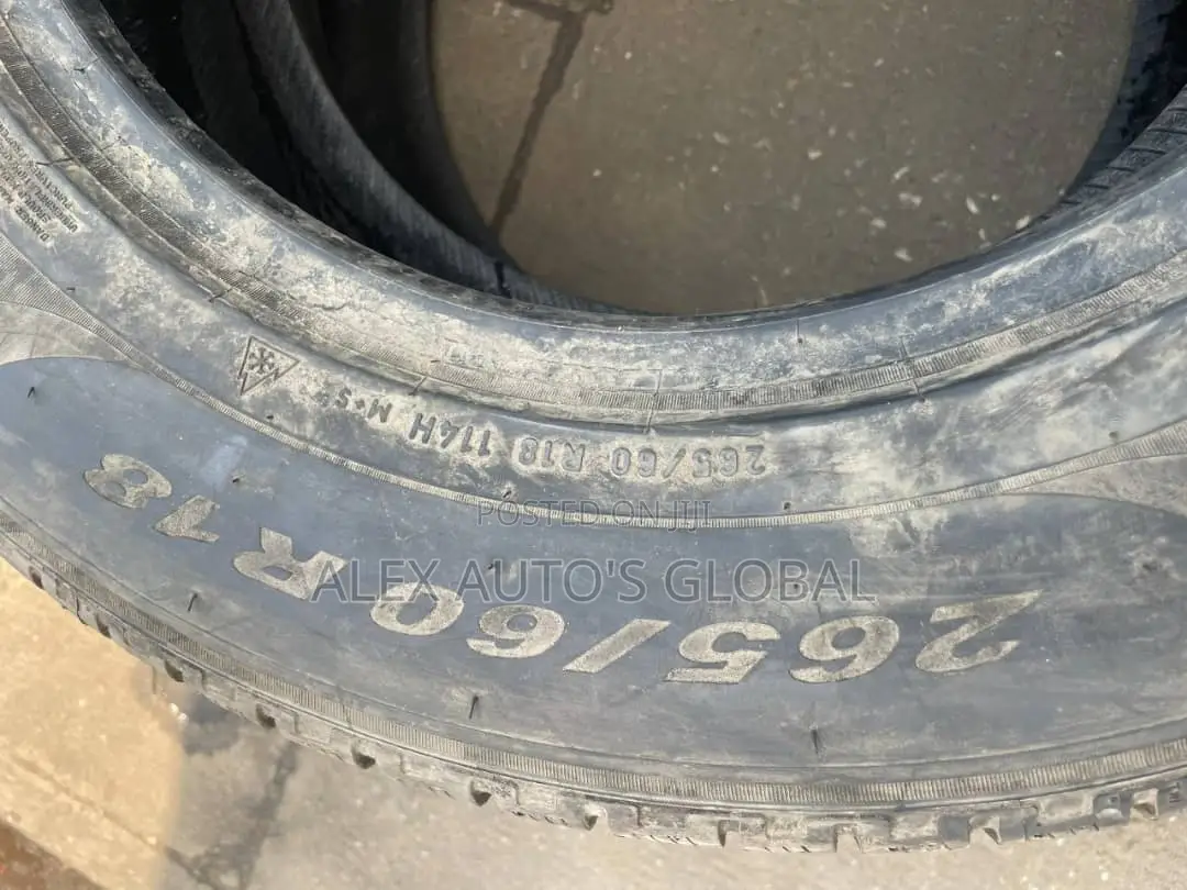 265/60/18 Tires Four Uniform Tokunbo