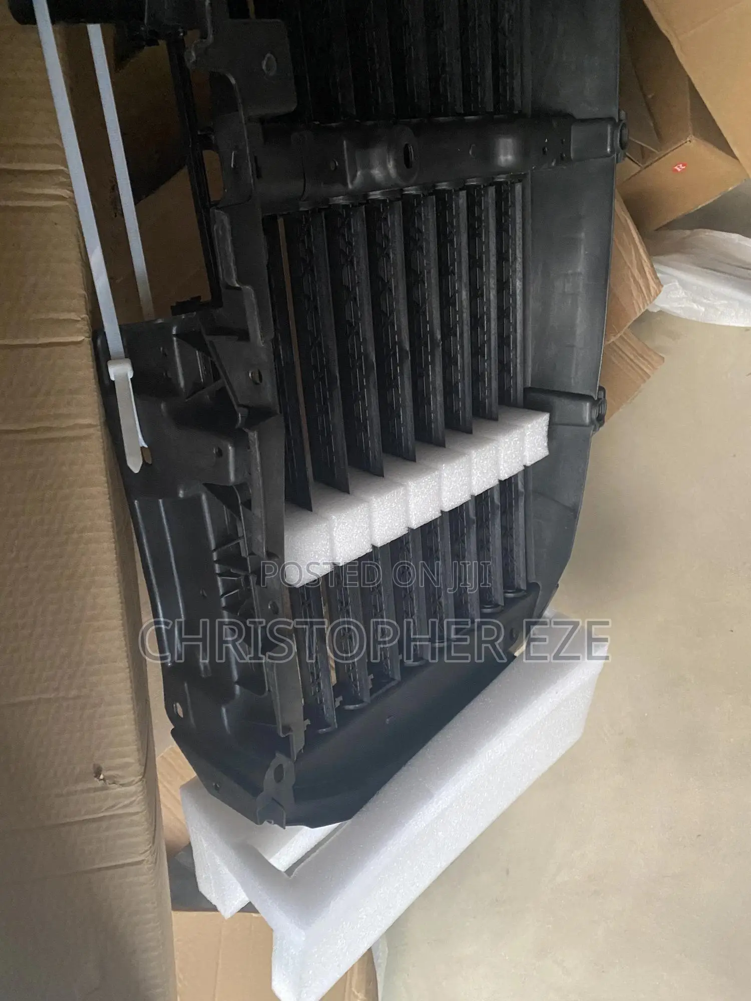 Ford F-150 Front Grille Seating Shutter 2015 2016 2017 2018