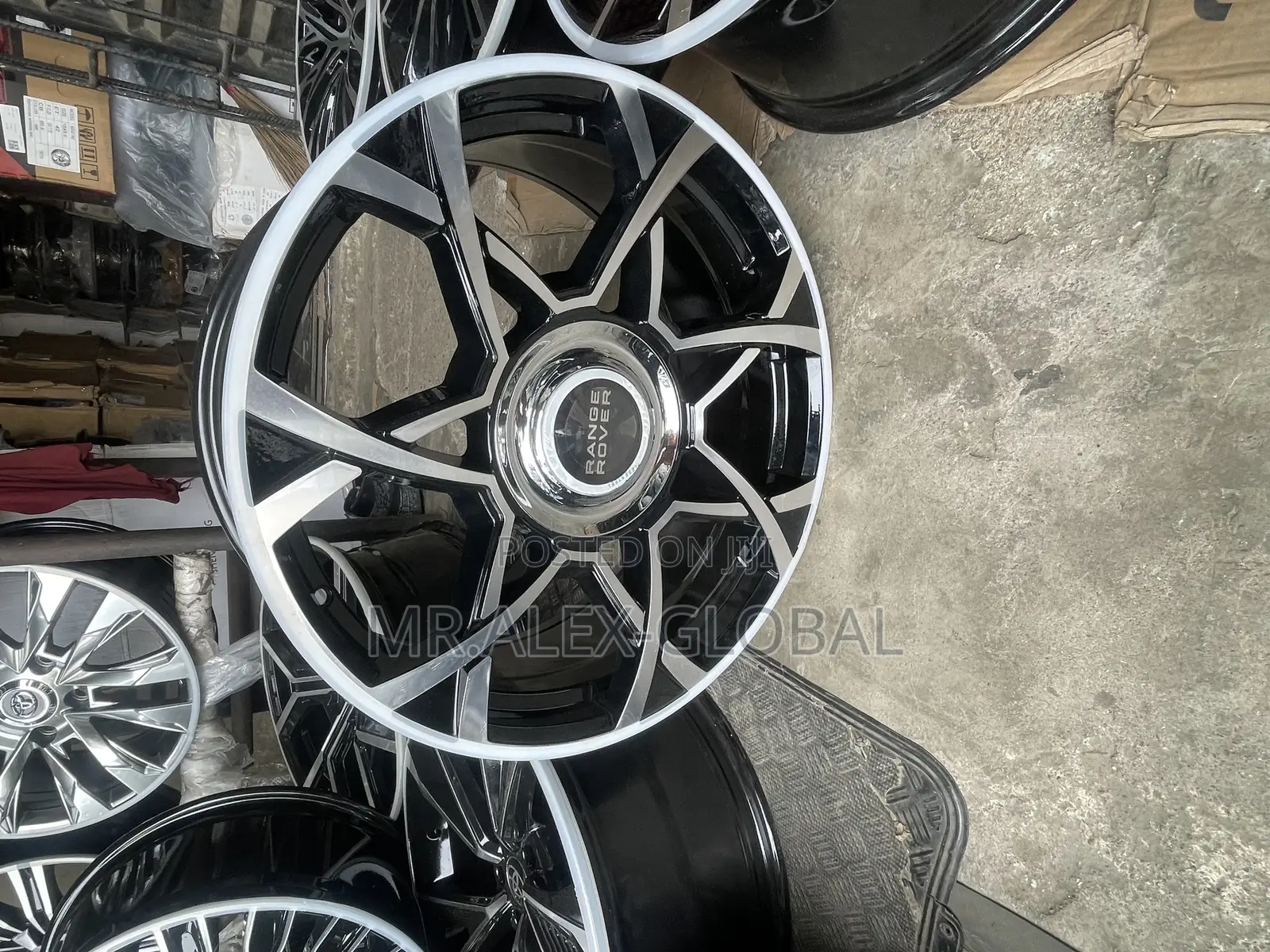 20 Inches Range Rover Vera Rim Original Brand New