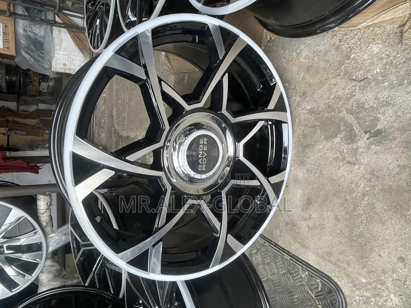 20 Inches Range Rover Vera Rim Original Brand New
