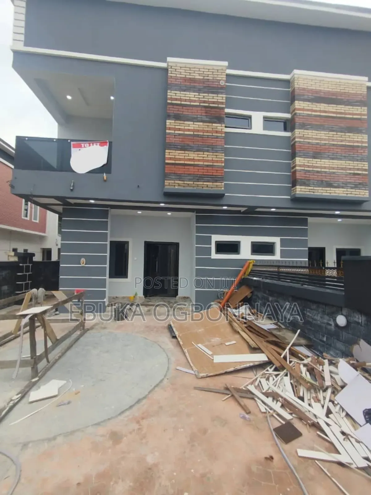 4bdrm Duplex in Sars Road,, Obio-Akpor for rent