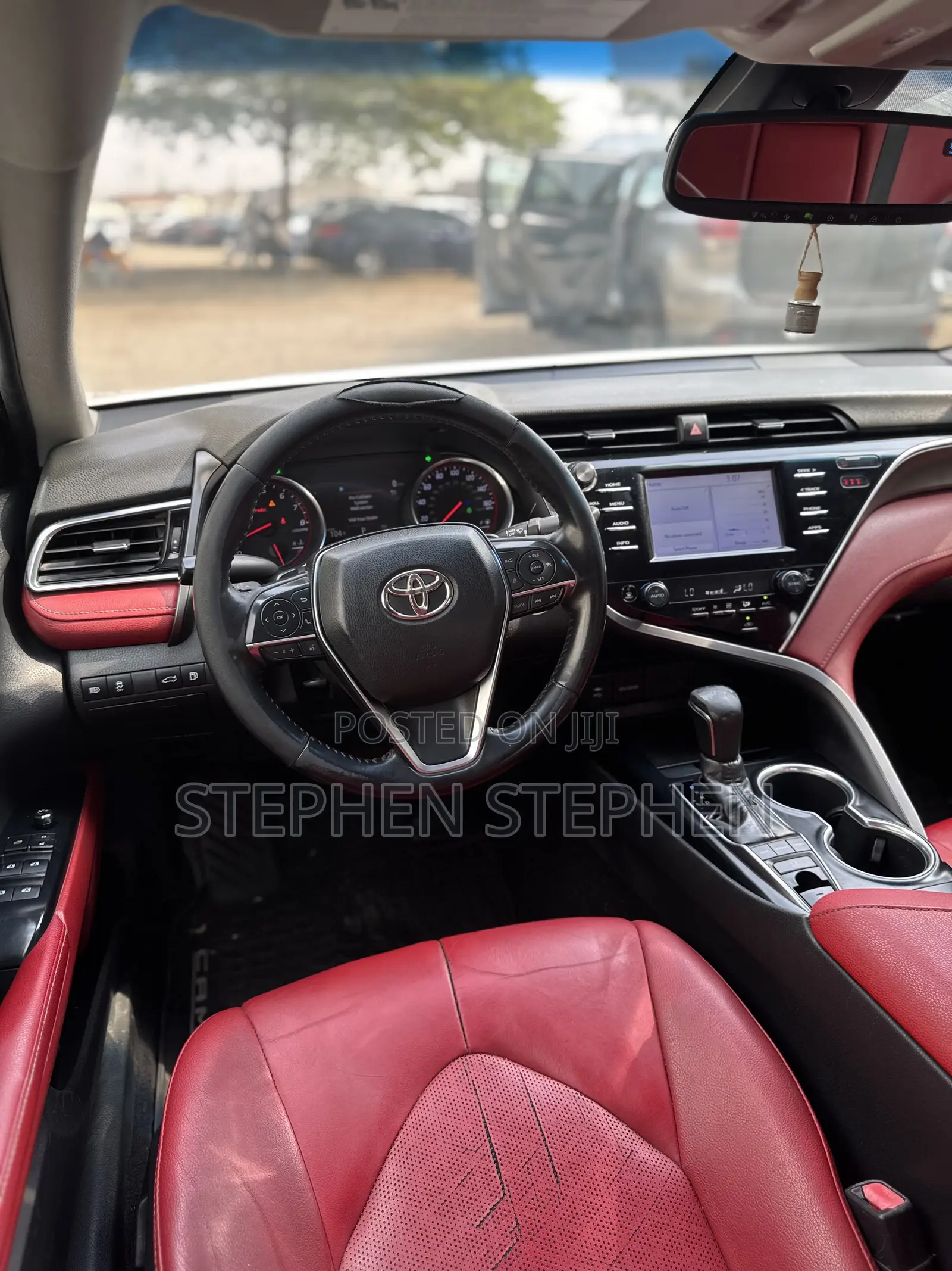Toyota Camry 2018 White
