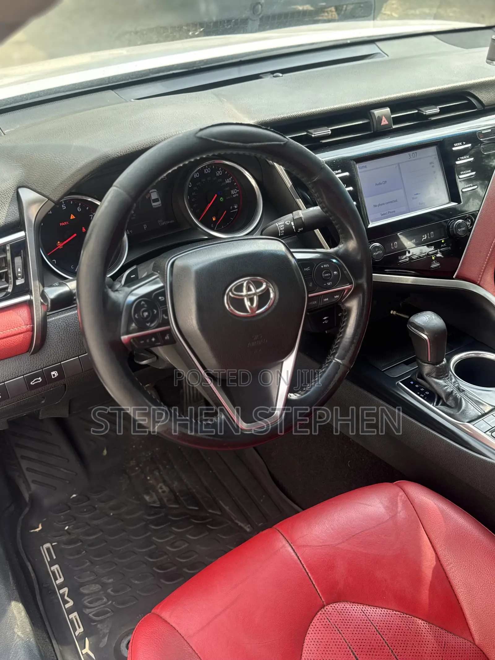 Toyota Camry 2018 White