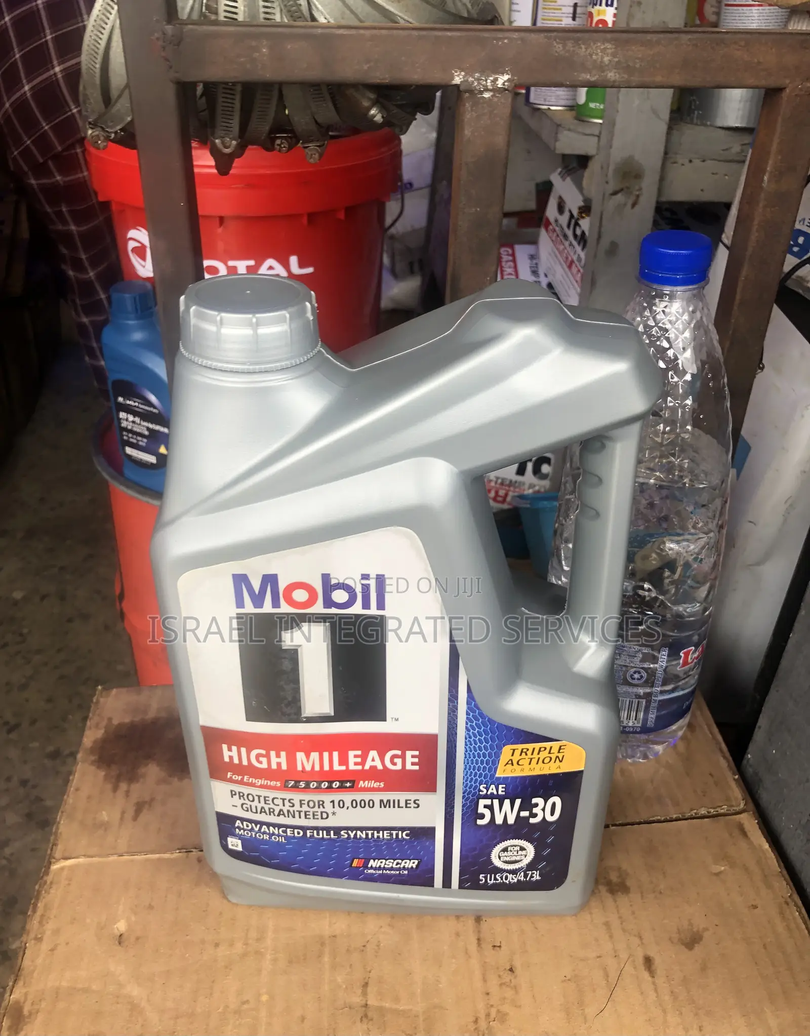 Mobil 5w-30 High Mileage Motor Oil