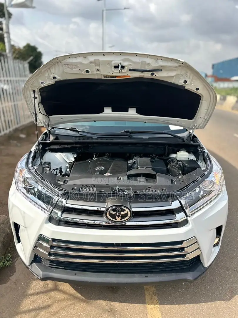 Toyota Highlander Limited 4x2 V6 (3.5L 6cyl 8A) 2018 White