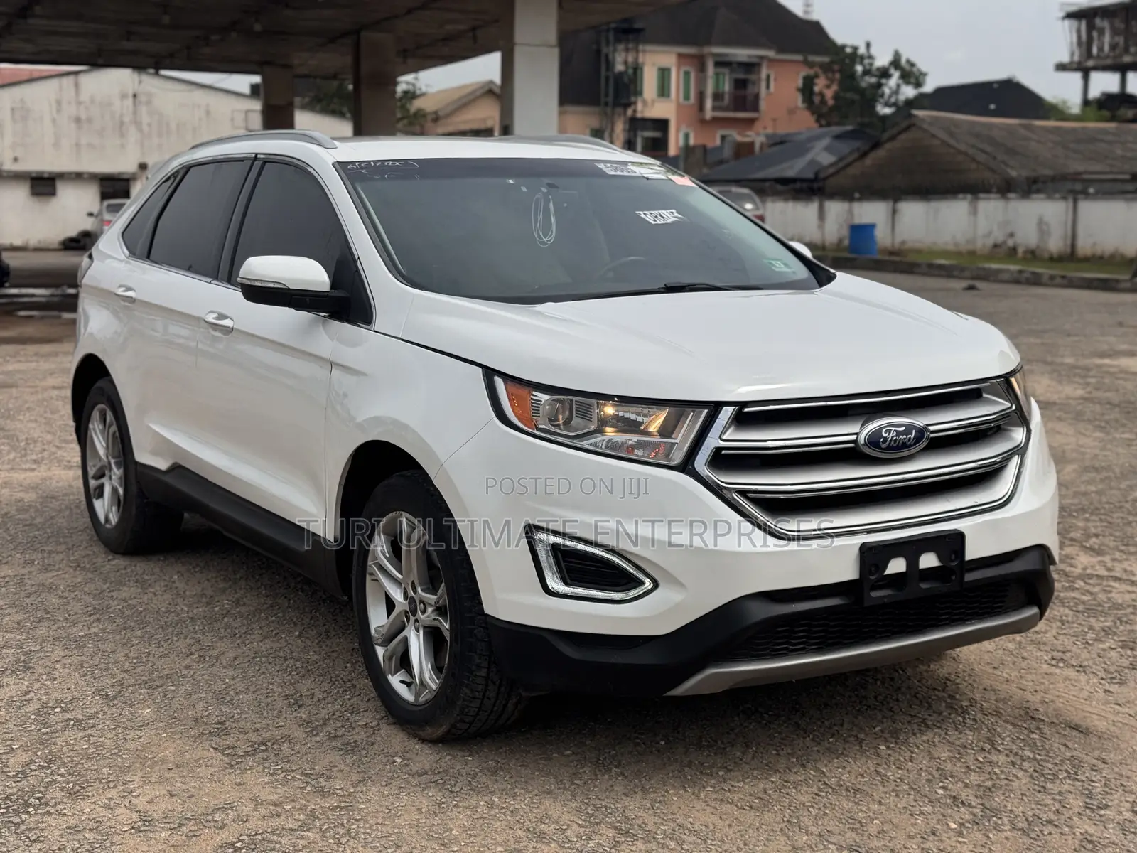 Ford Edge Titanium 4dr SUV AWD (2.0L 4cyl Turbo 6A) 2015 White