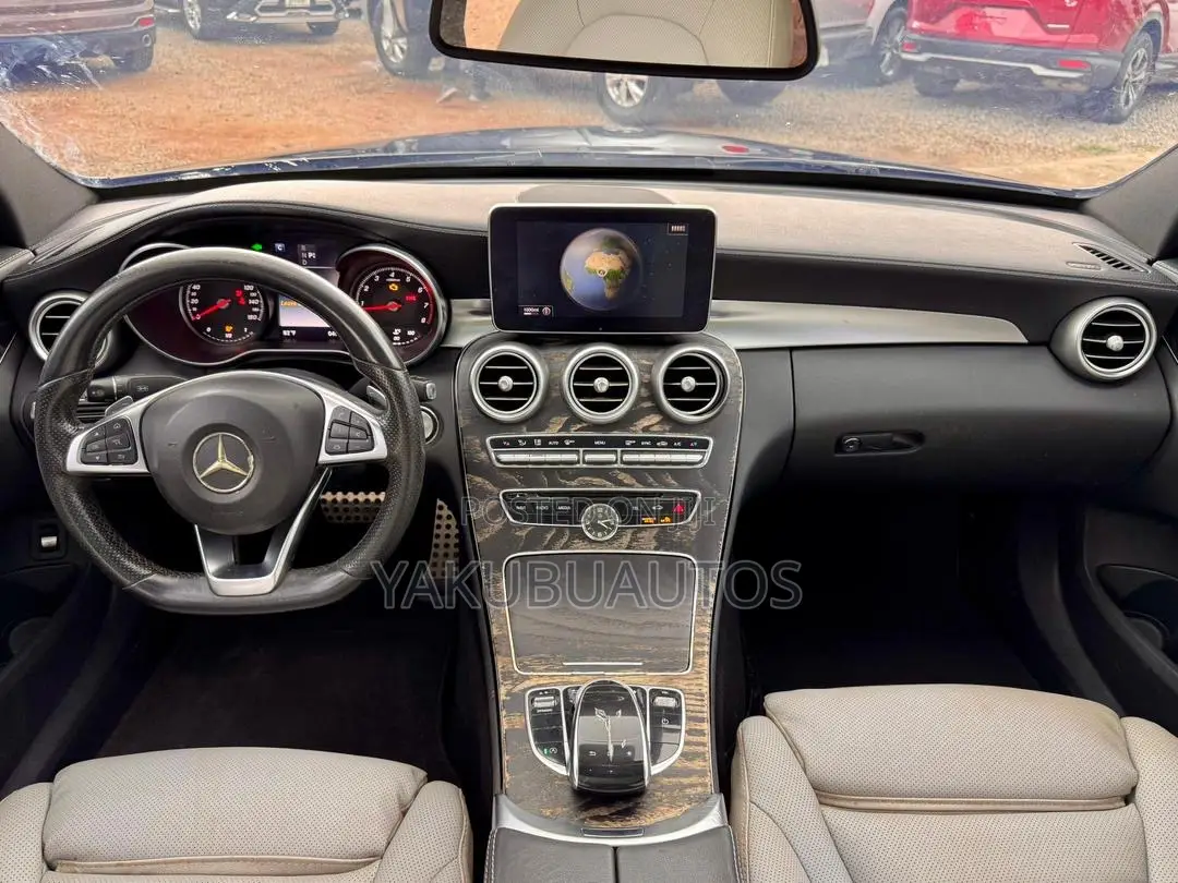 Mercedes-Benz C300 2017 Gray