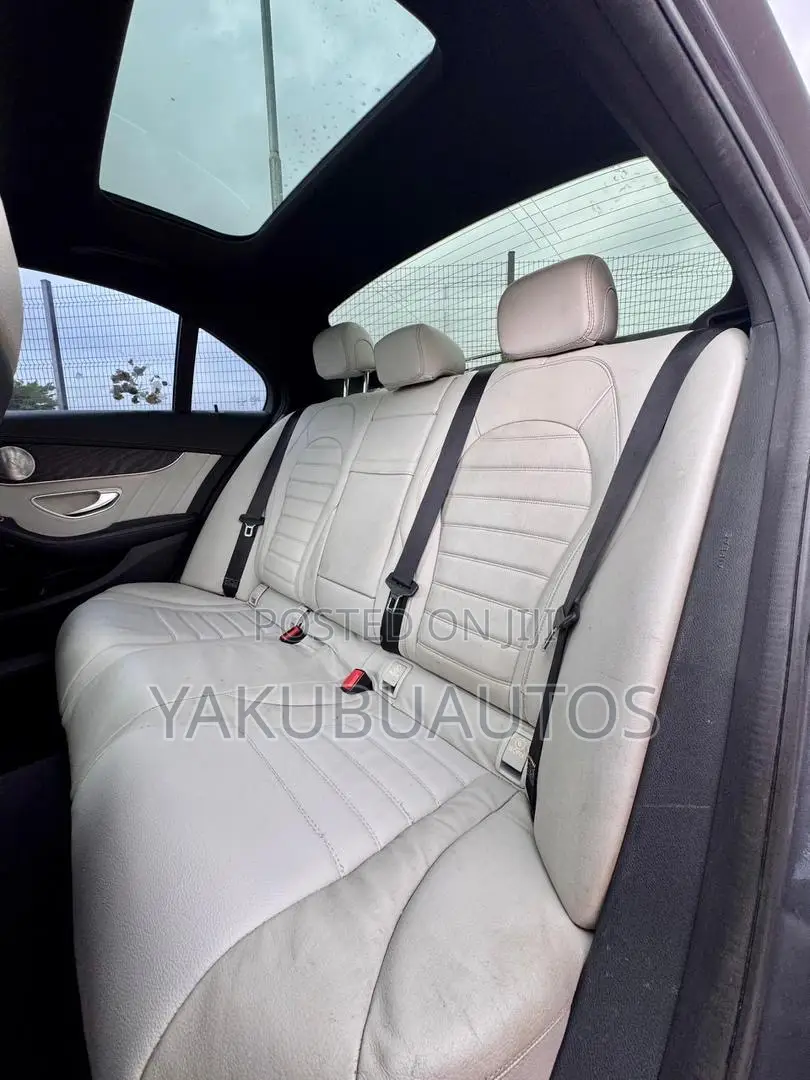Mercedes-Benz C300 2017 Gray
