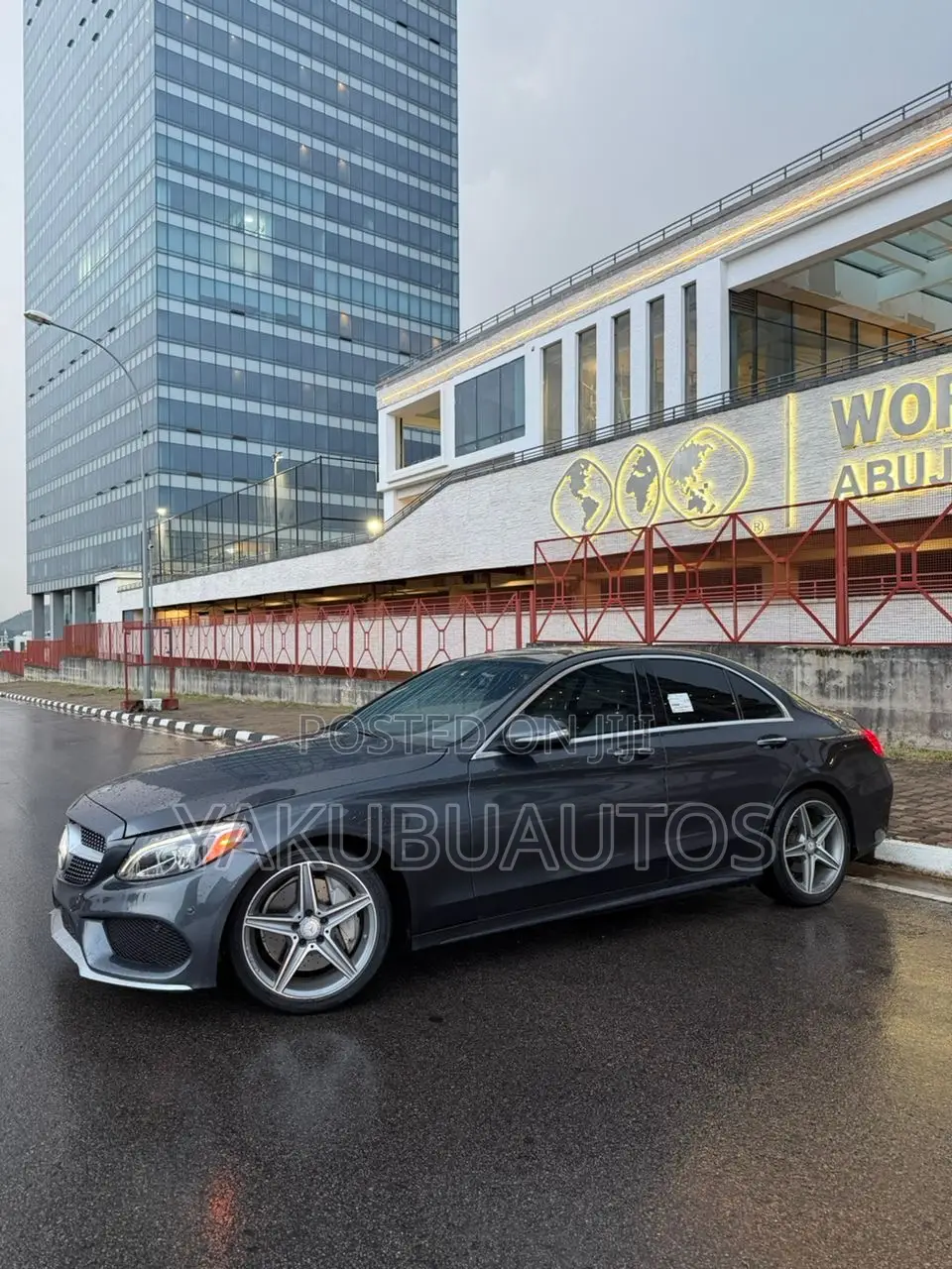 Mercedes-Benz C300 2017 Gray