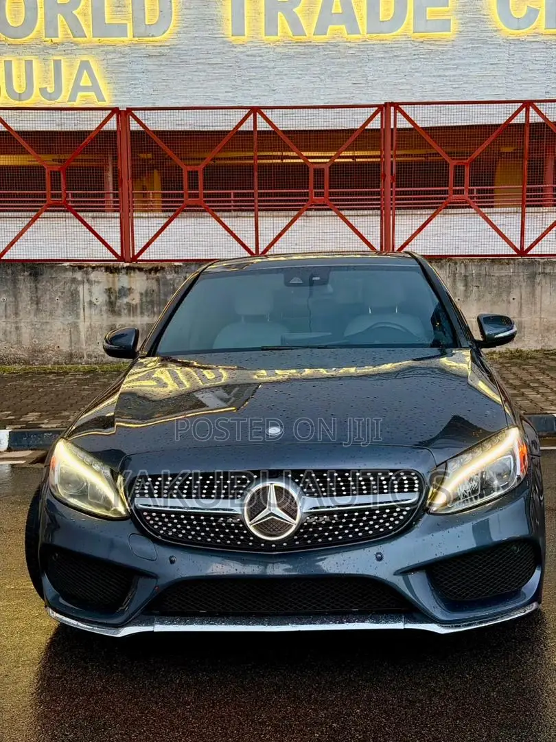 Mercedes-Benz C300 2017 Gray