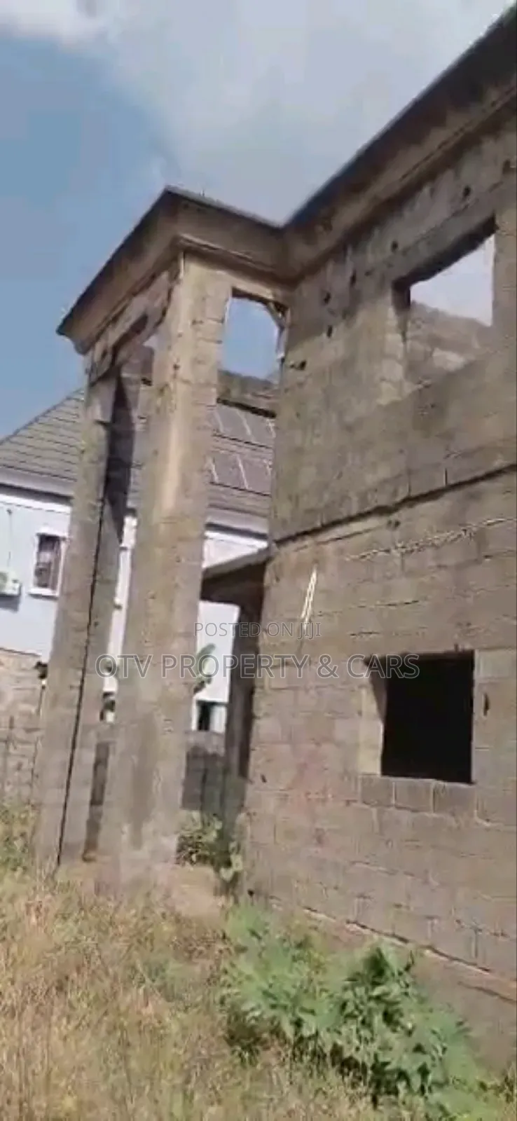 5bdrm Duplex in Gwagwalada for sale