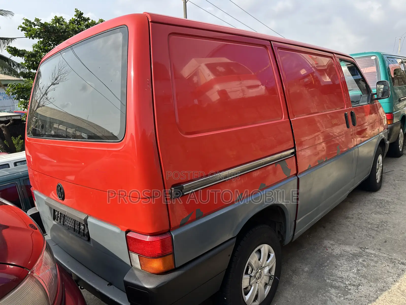 Volkswagen Transporter 2005 Red