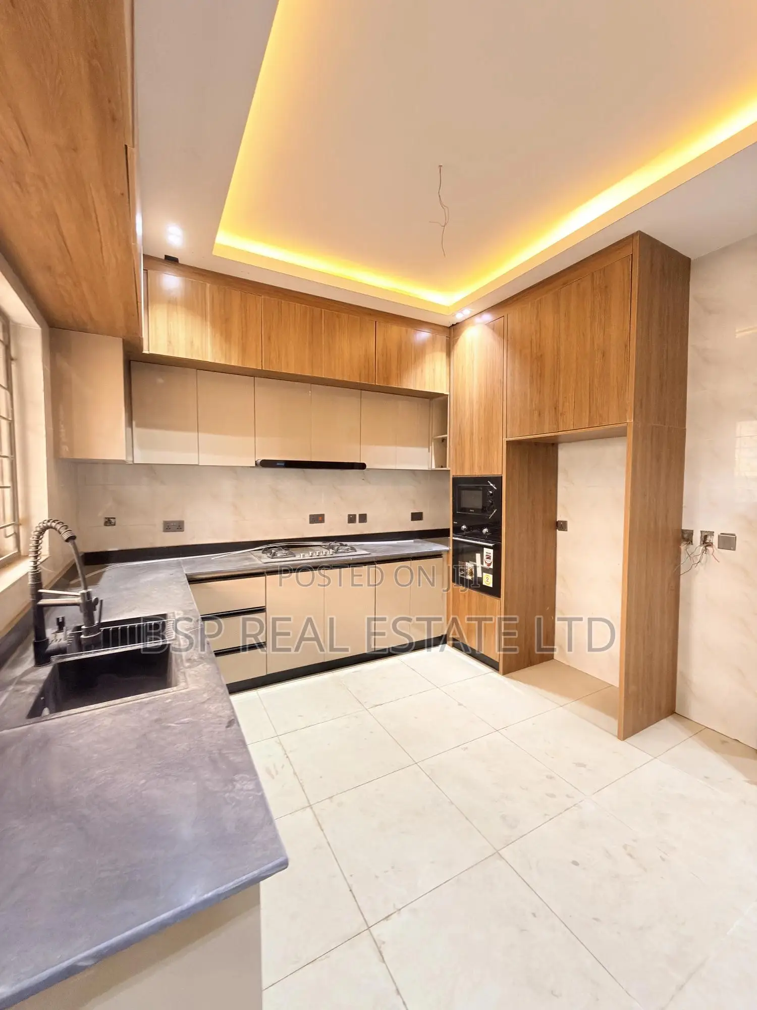 4bdrm Duplex in Mabushi for sale