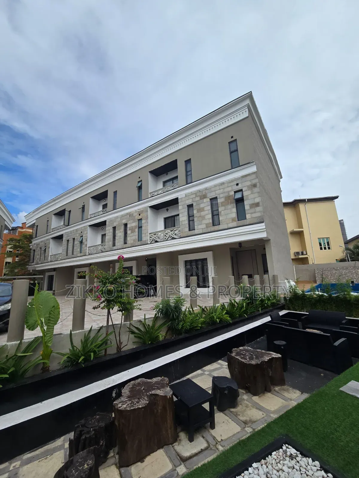5bdrm Townhouse/Terrace in Ikoyi for sale