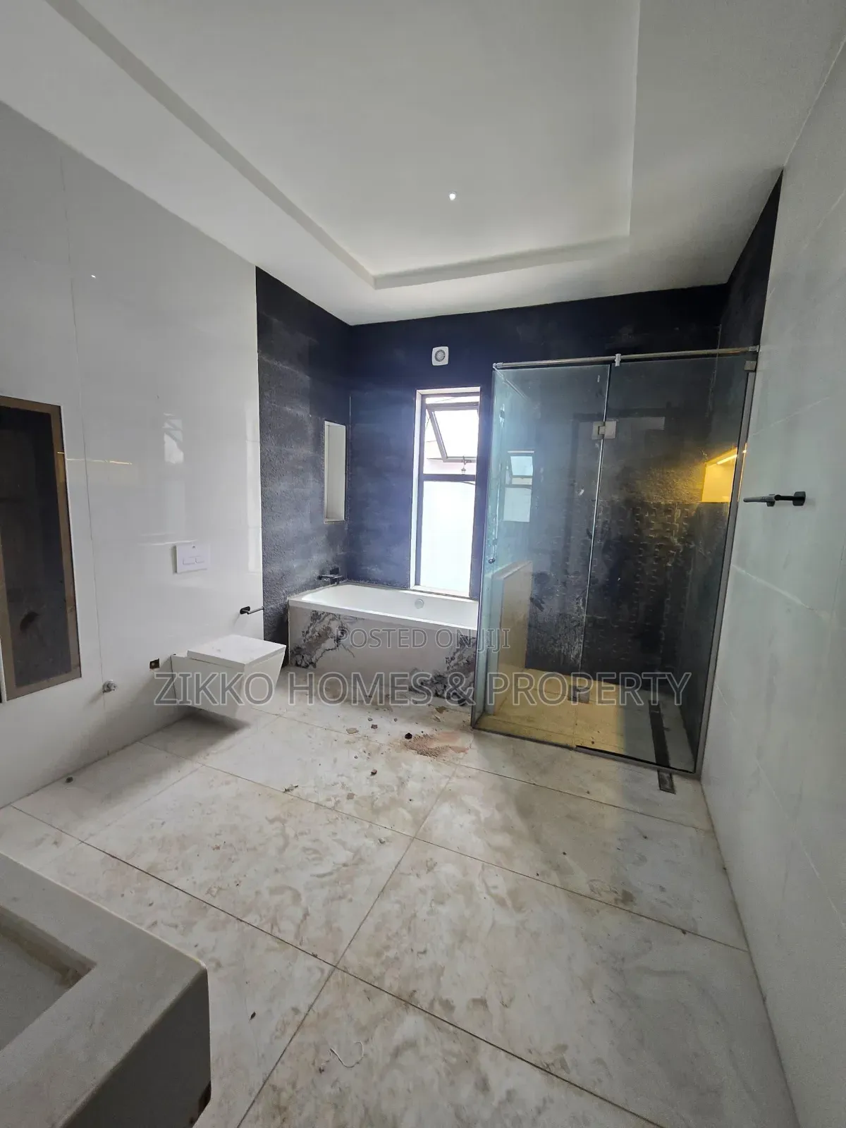 5bdrm Townhouse/Terrace in Ikoyi for sale