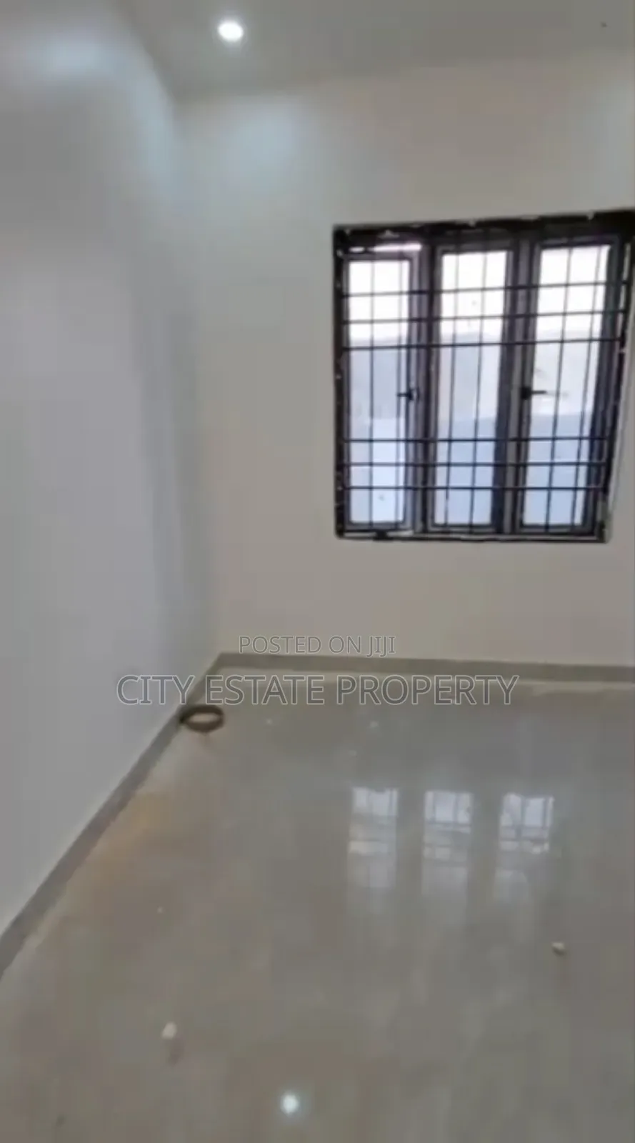 4bdrm Duplex in Life Camp for rent