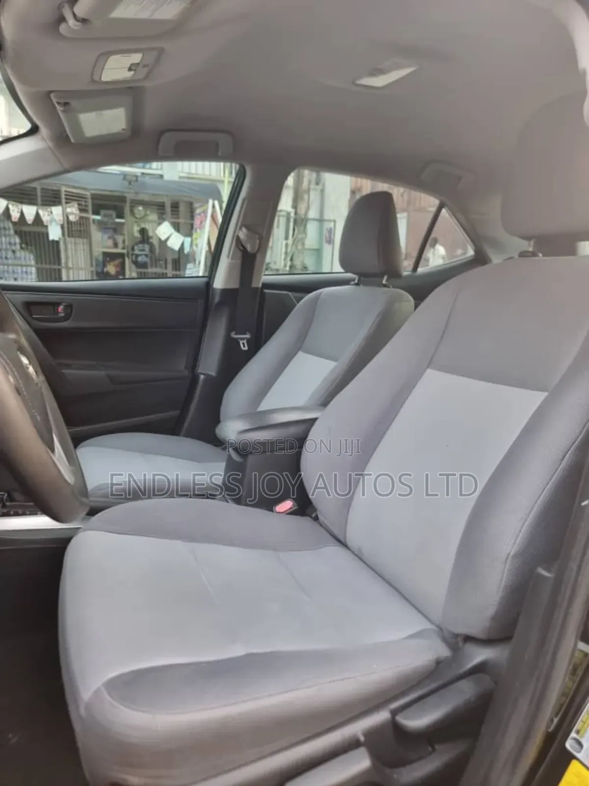 Toyota Corolla LE (1.8L 4cyl 2A) 2019 Black