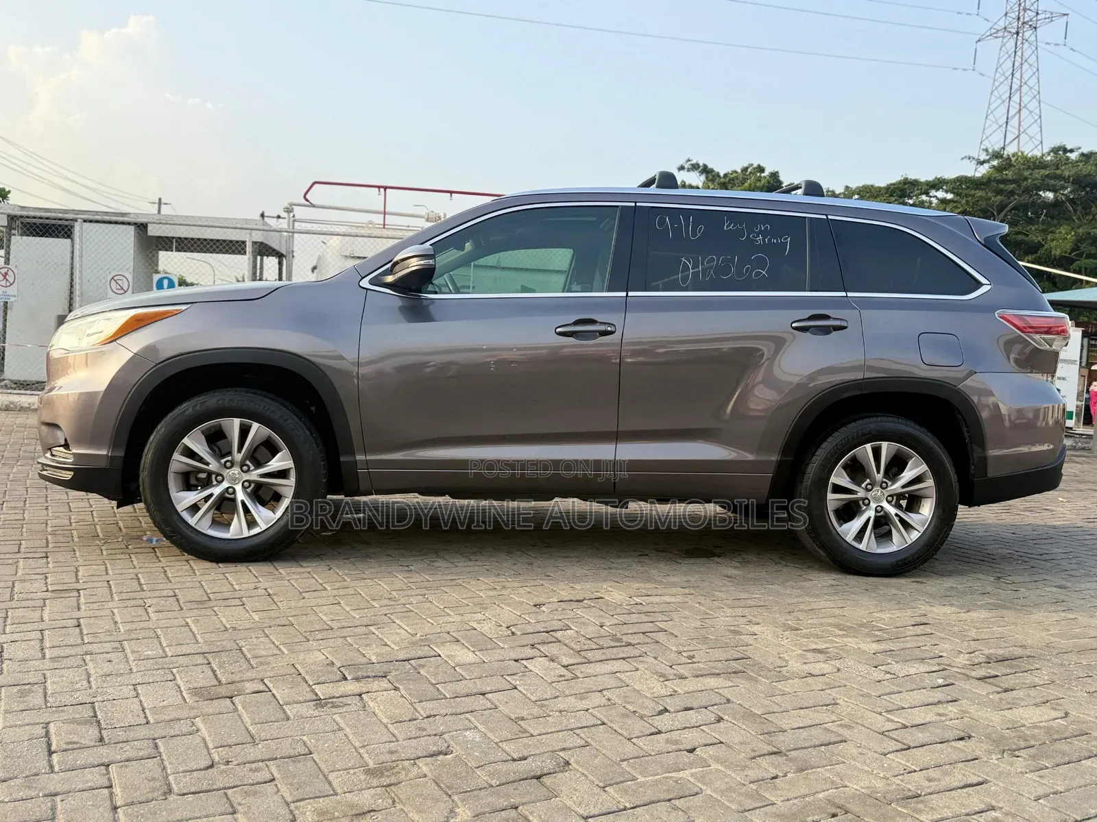 Toyota Highlander XLE 4dr SUV (3.5L 6cyl 6A) 2015 Brown