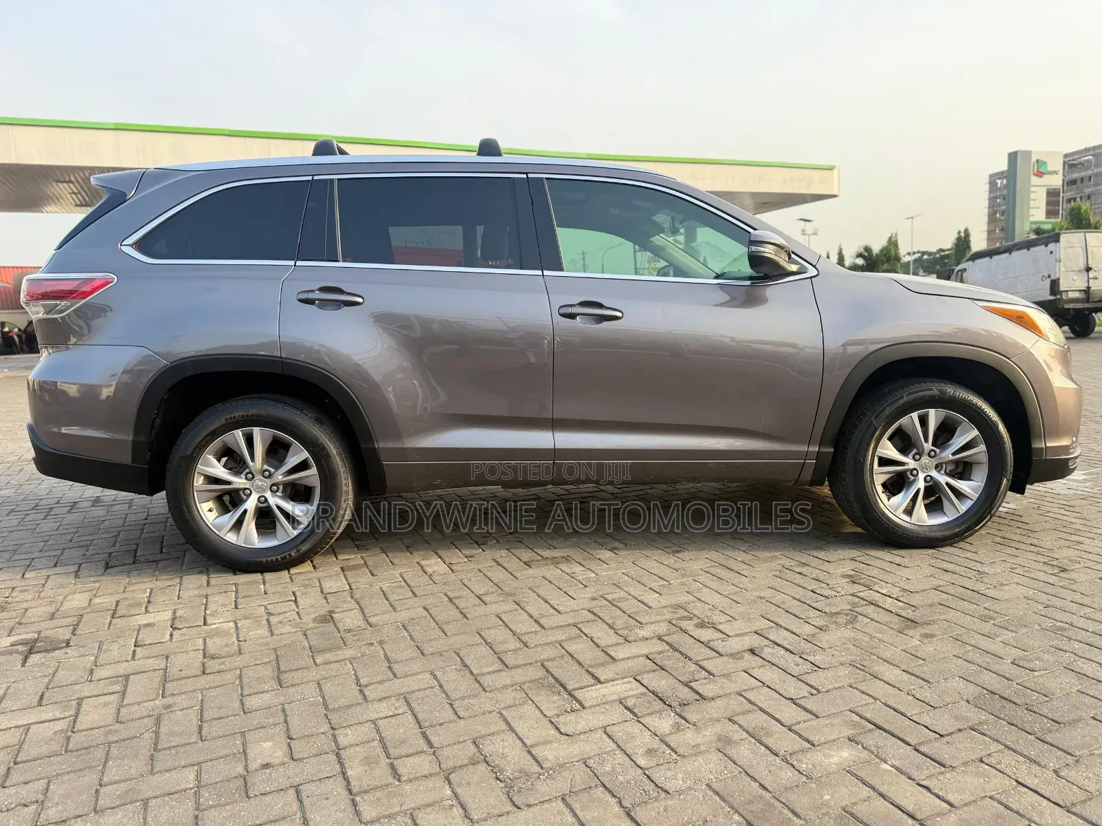 Toyota Highlander XLE 4dr SUV (3.5L 6cyl 6A) 2015 Brown