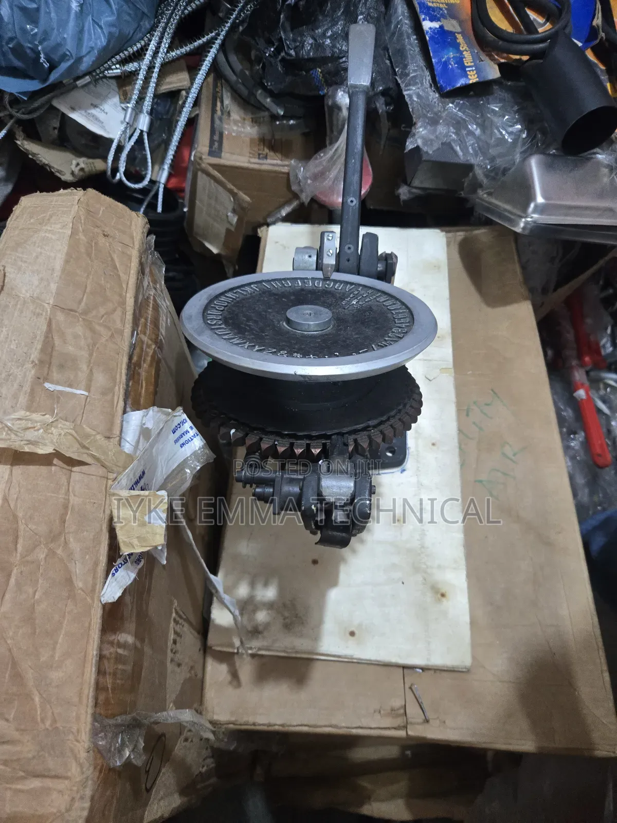 Roovers Model T-10a Metal Tape Embossing Machine