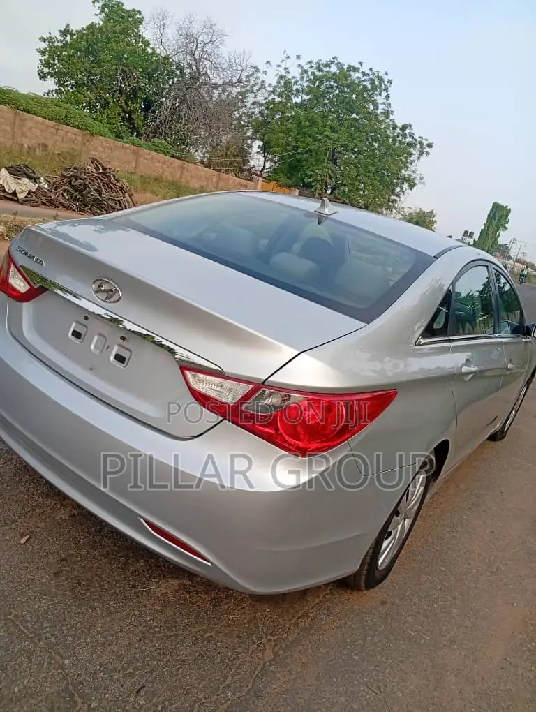 Hyundai Sonata 2013 Silver