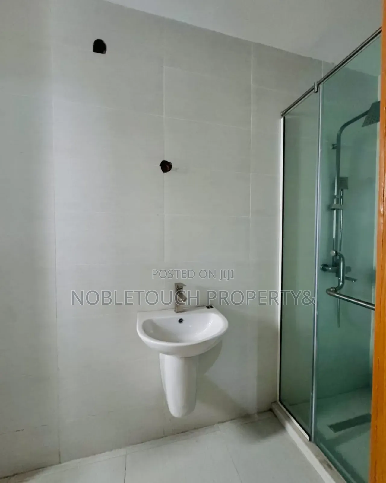 2bdrm Apartment in Ikeja Lagos, Alausa for sale