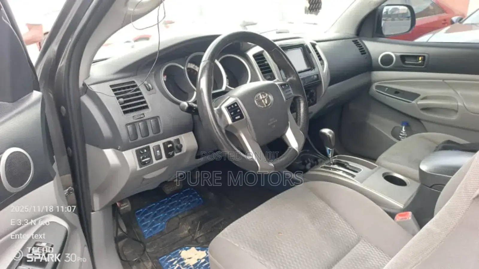 Toyota Tacoma 2012 Gray