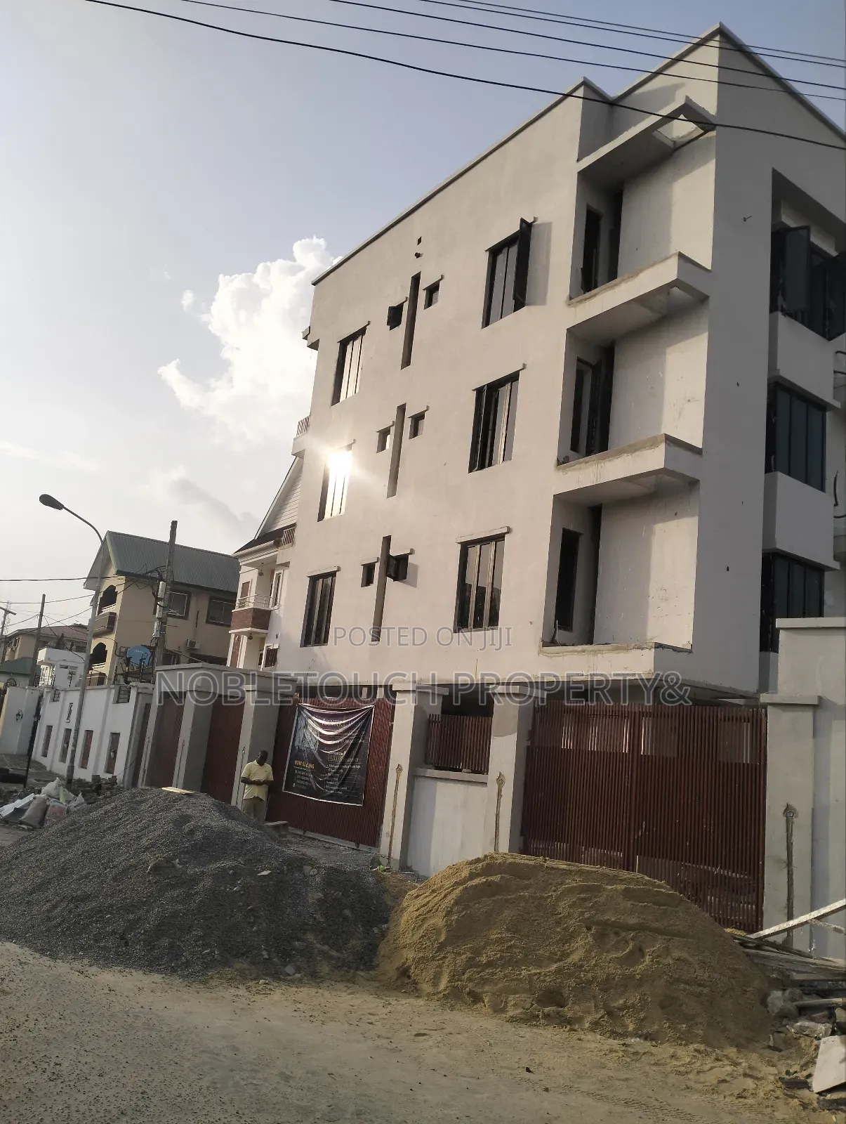 3bdrm Apartment in Ikeja Lagos, Allen Avenue for sale