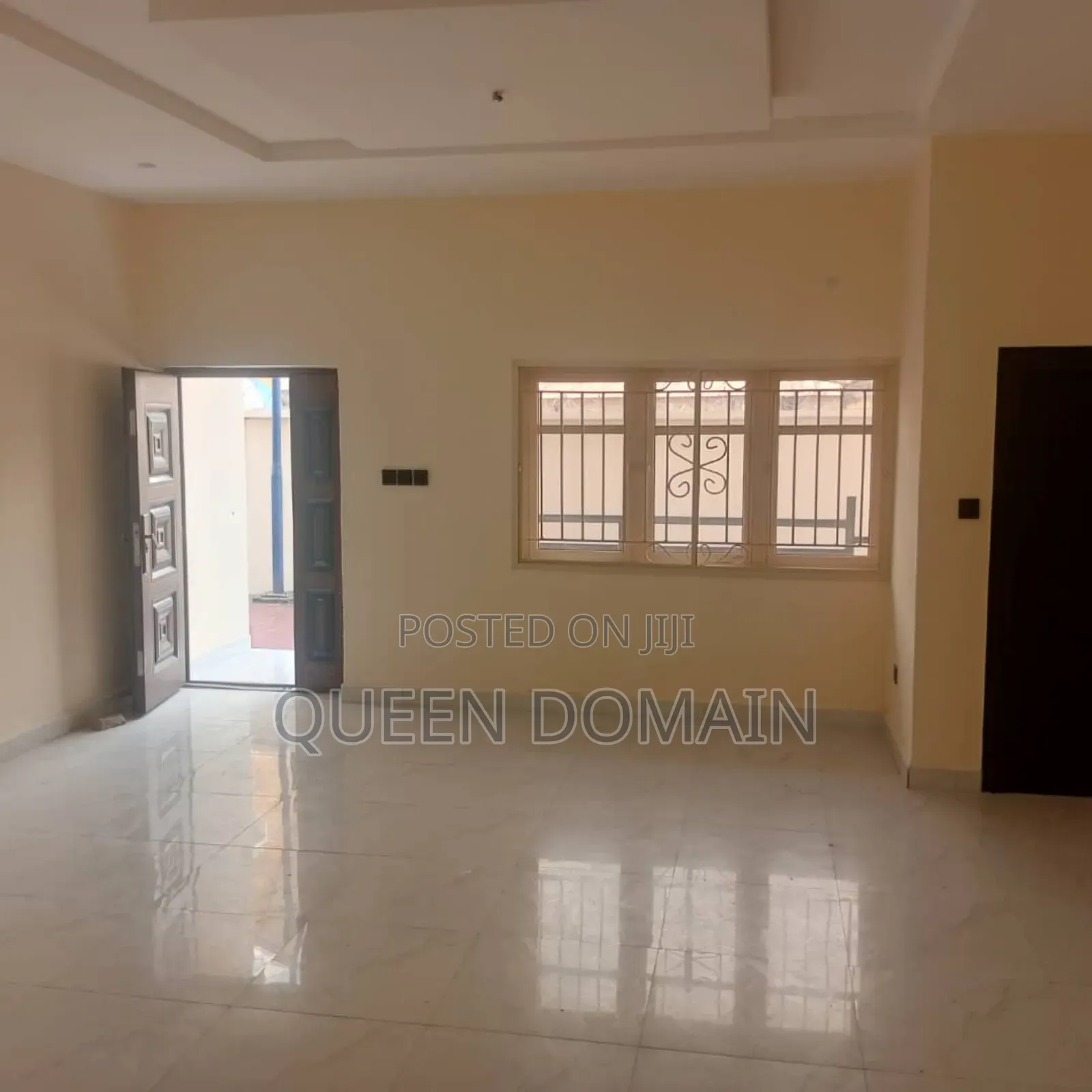 3bdrm Block of Flats in Miracle Zone Estate, Sangotedo for rent