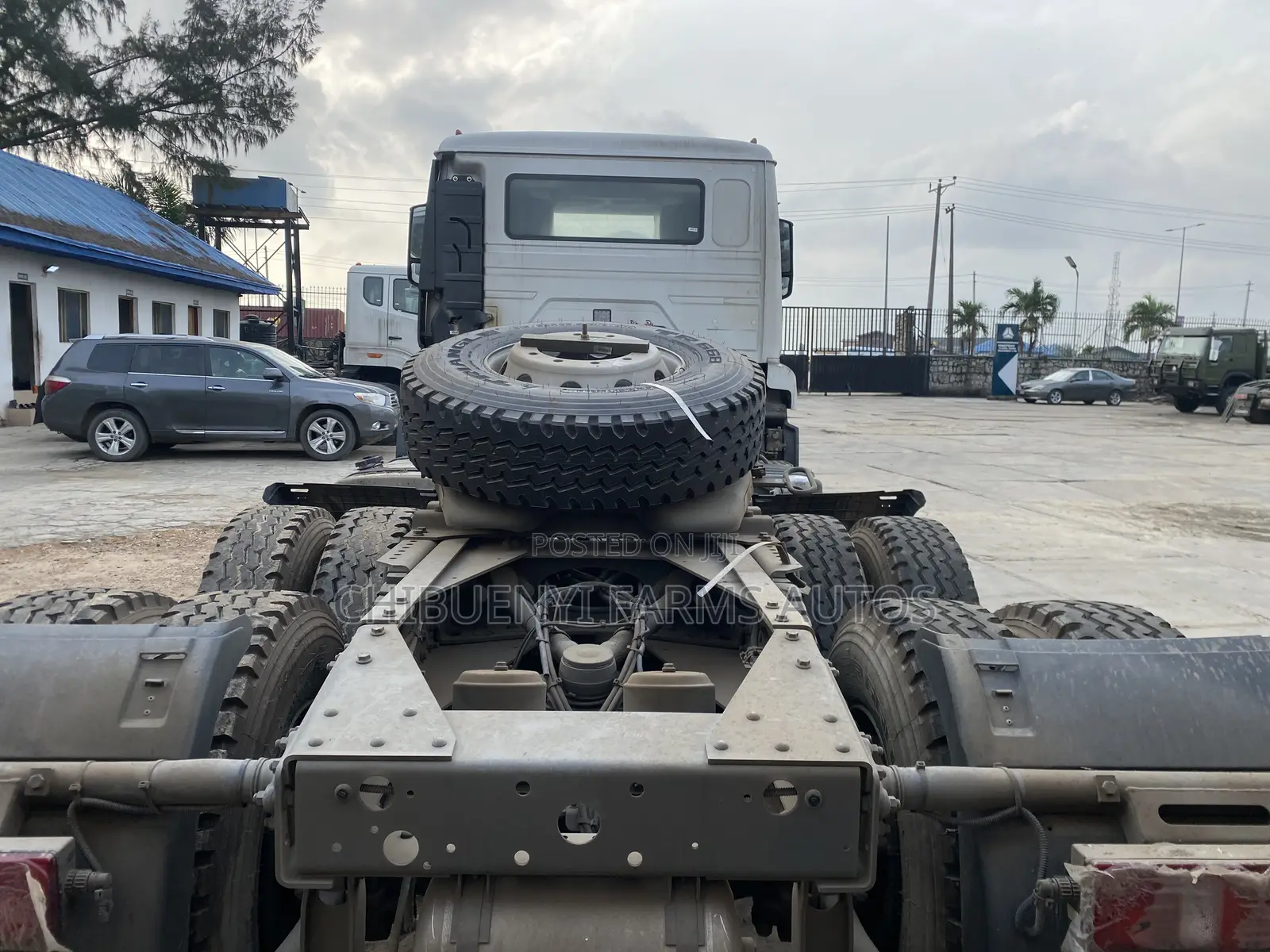 Howo Nx-371hp Tractor Head