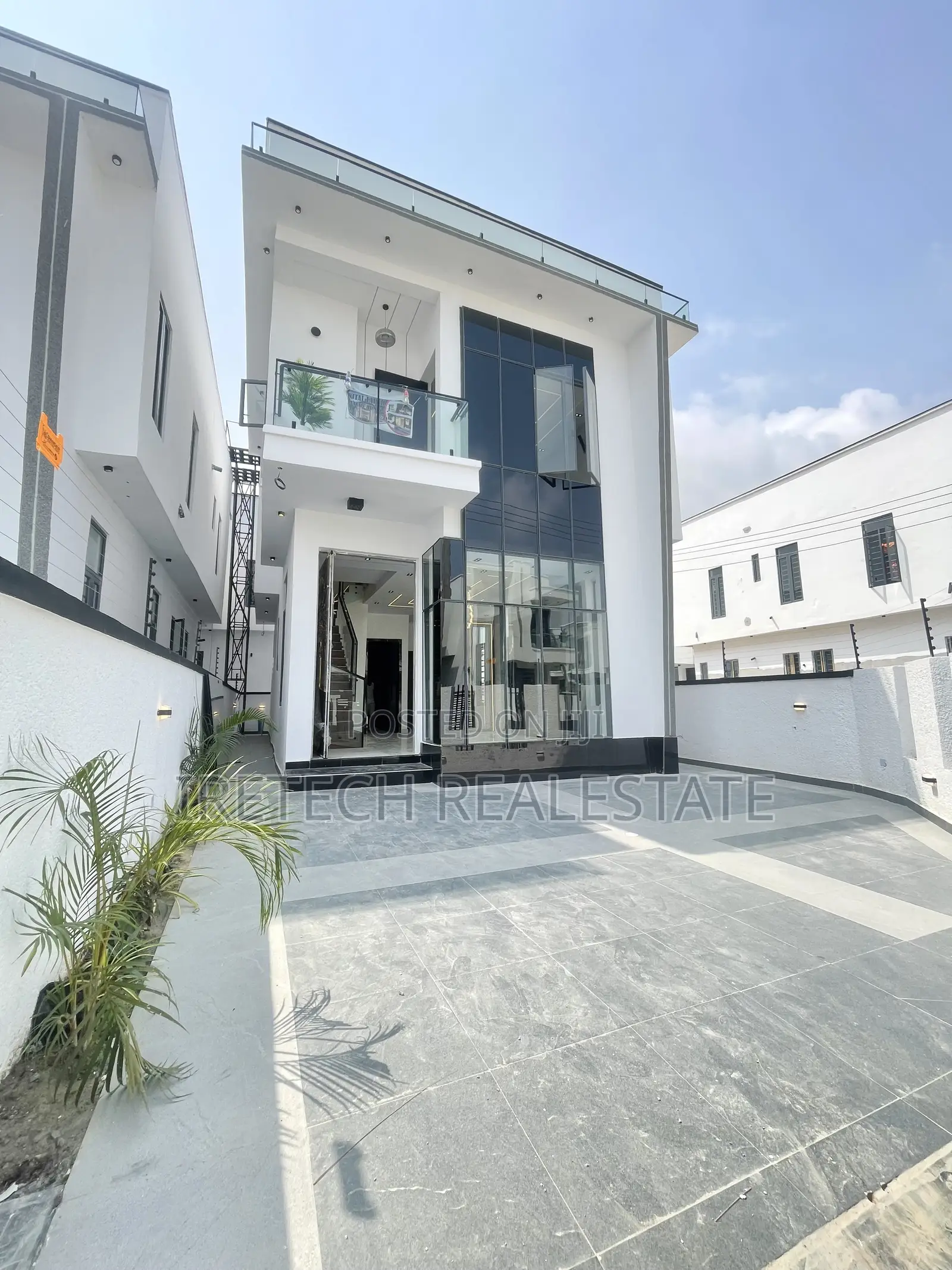 4bdrm Duplex in Ado / Ajah for sale