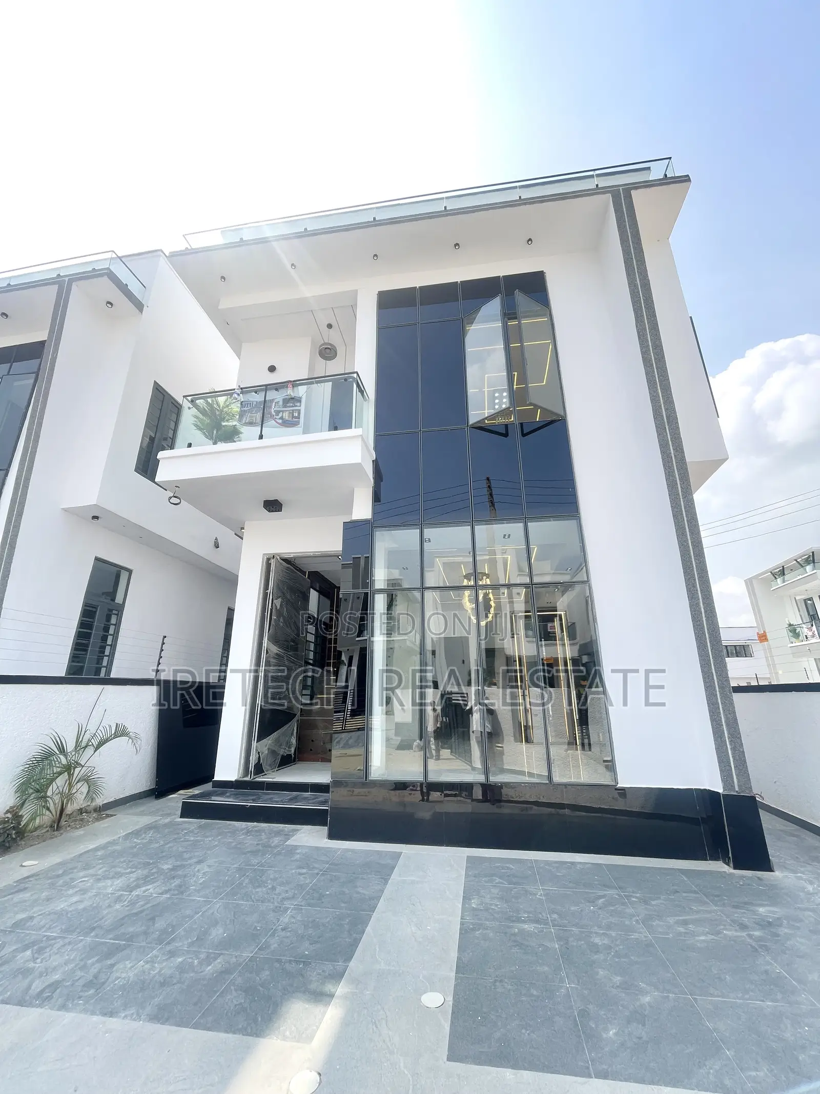 4bdrm Duplex in Ado / Ajah for sale
