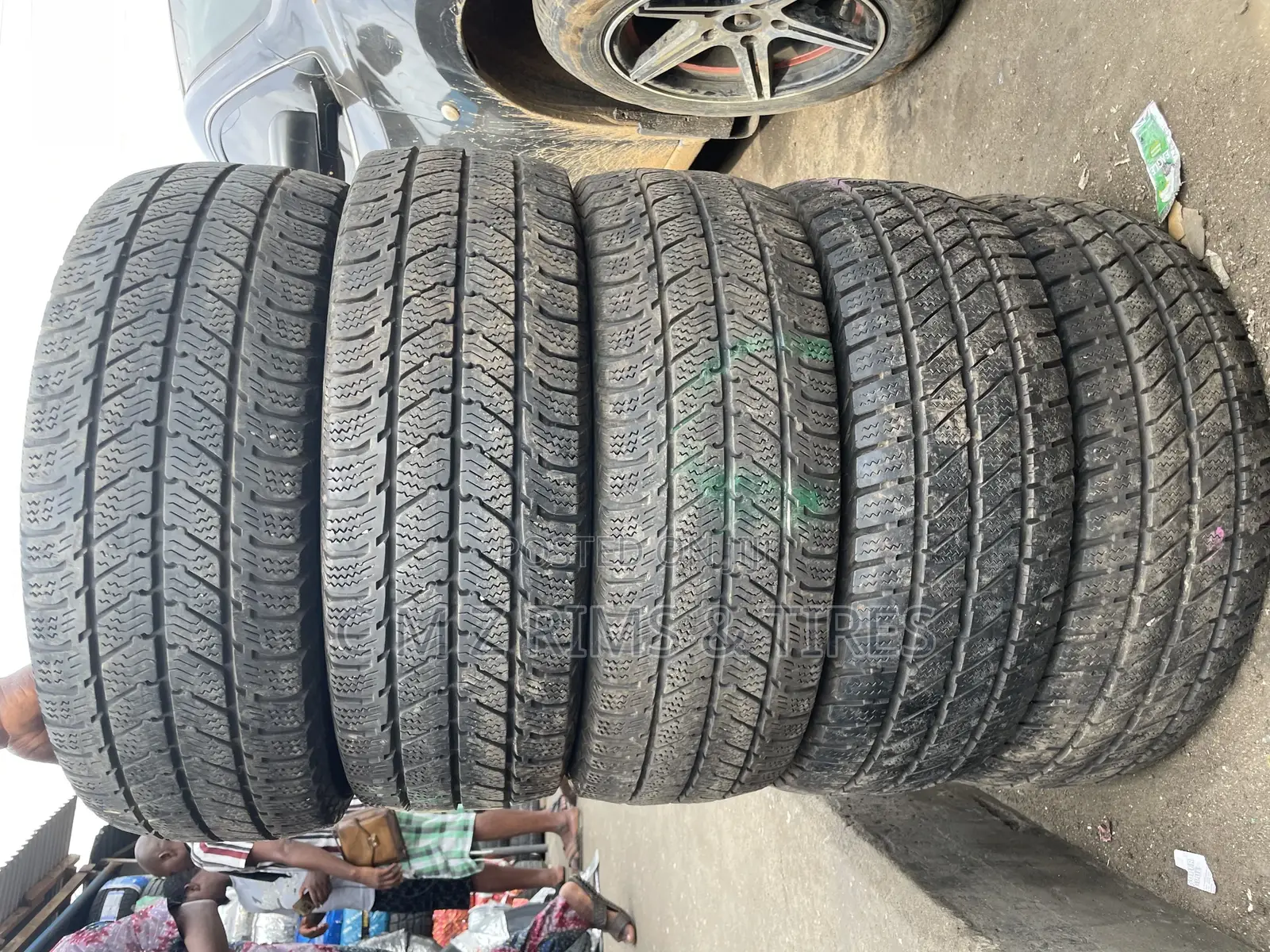 215/65r16c for Toyota Camry and Siana