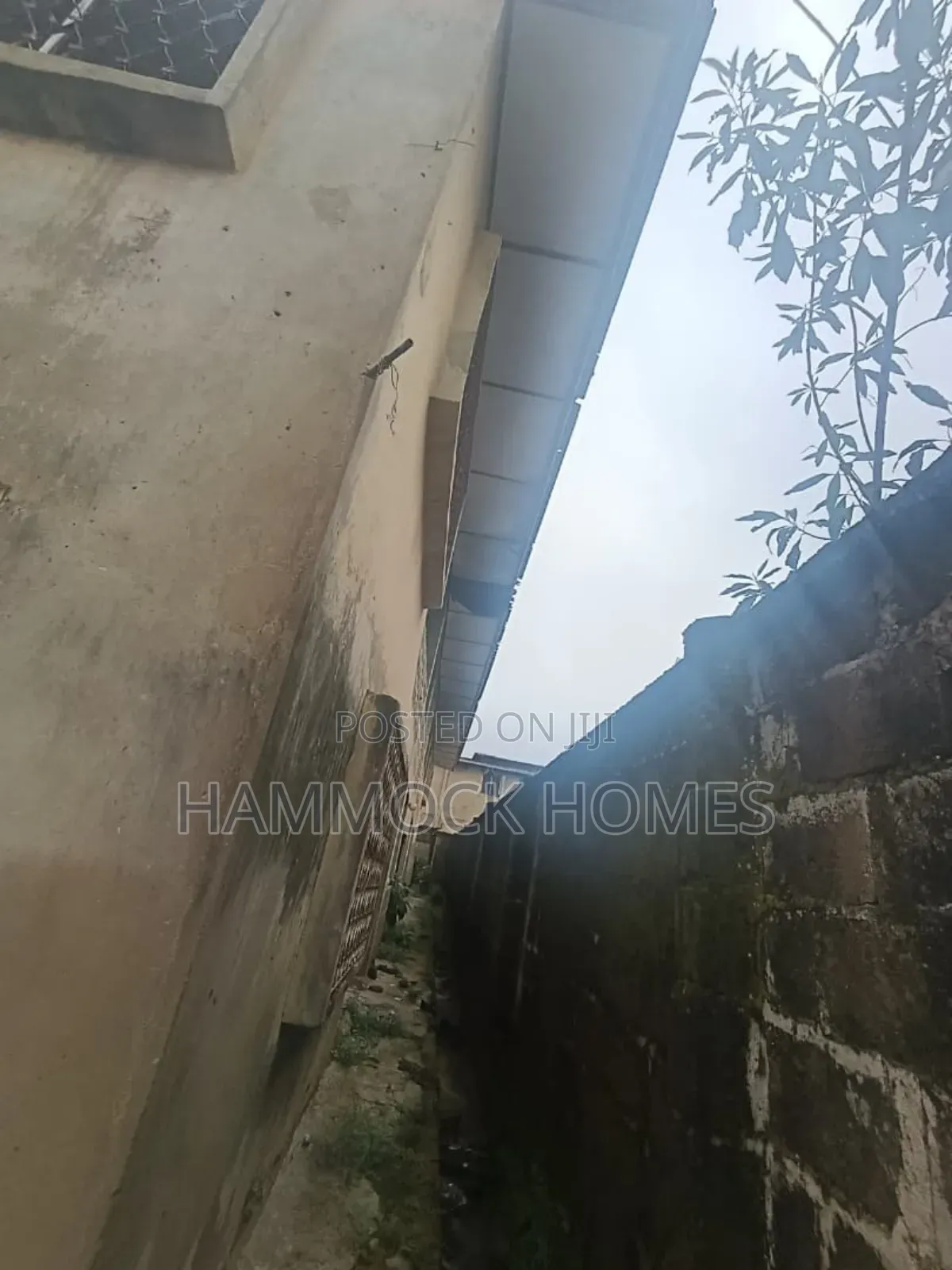 Investment 4 Units of 2-Bedroom Each Suitable for Hostel, Hotel, Flats