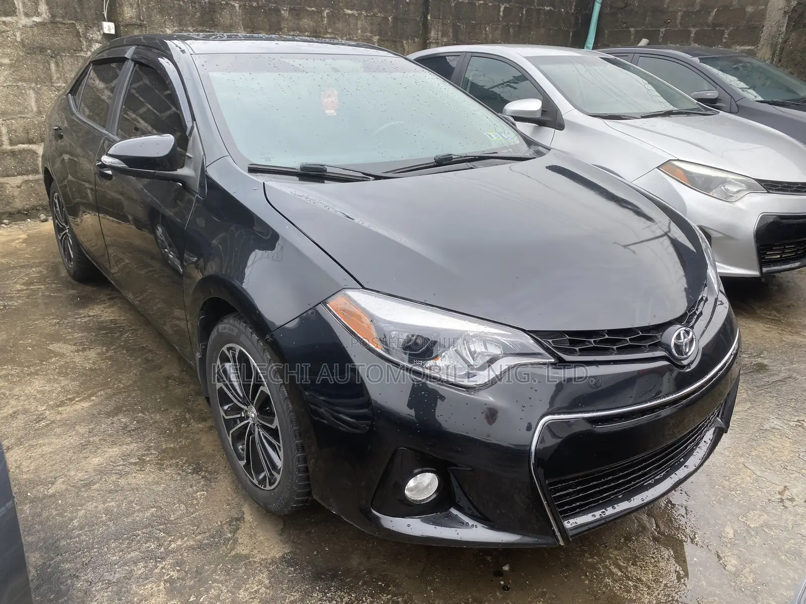 Toyota Corolla S 4dr Sedan (1.8L 4cyl CVT) 2015 Black