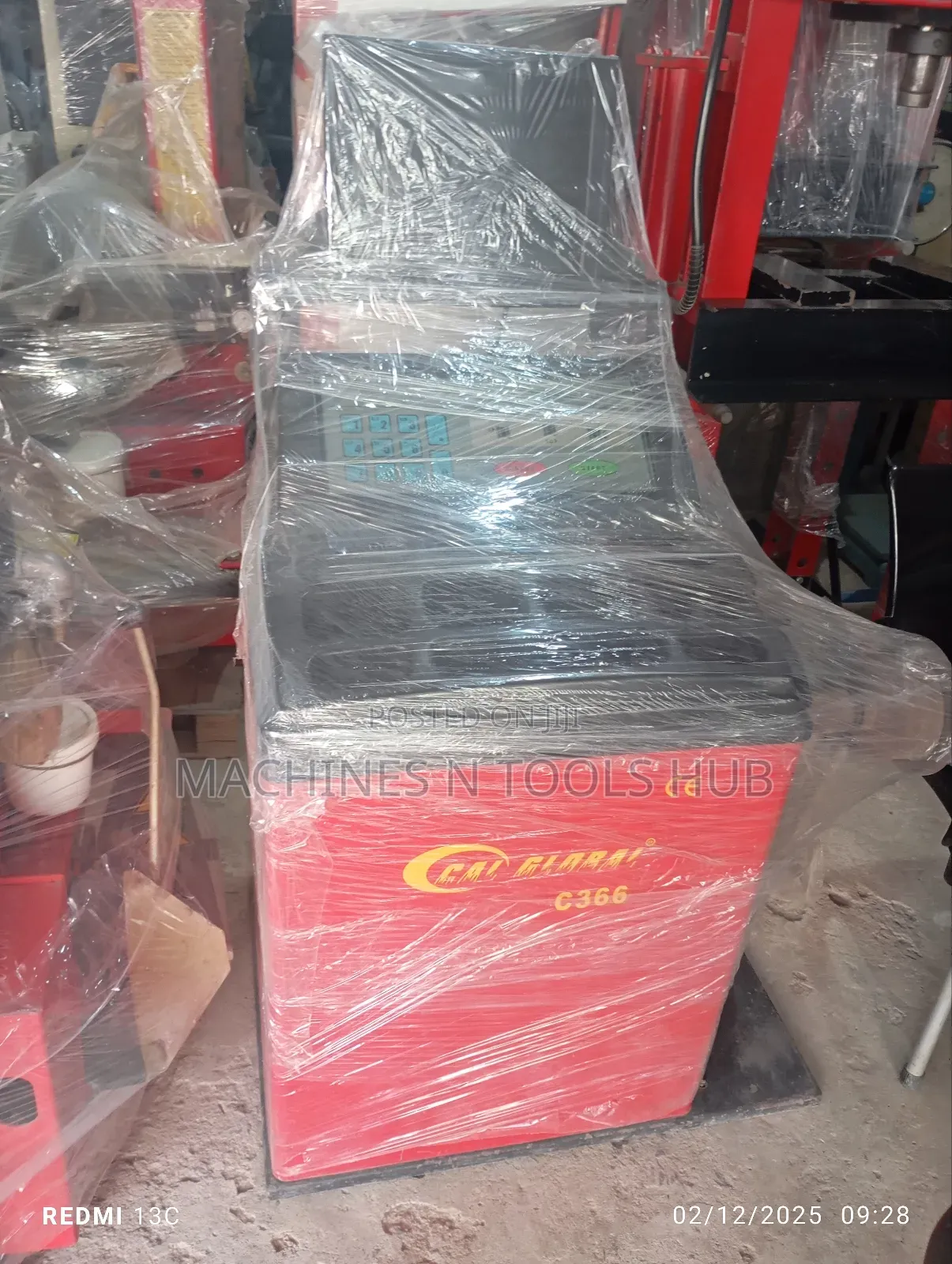 Auto Wheel Balancing Machine
