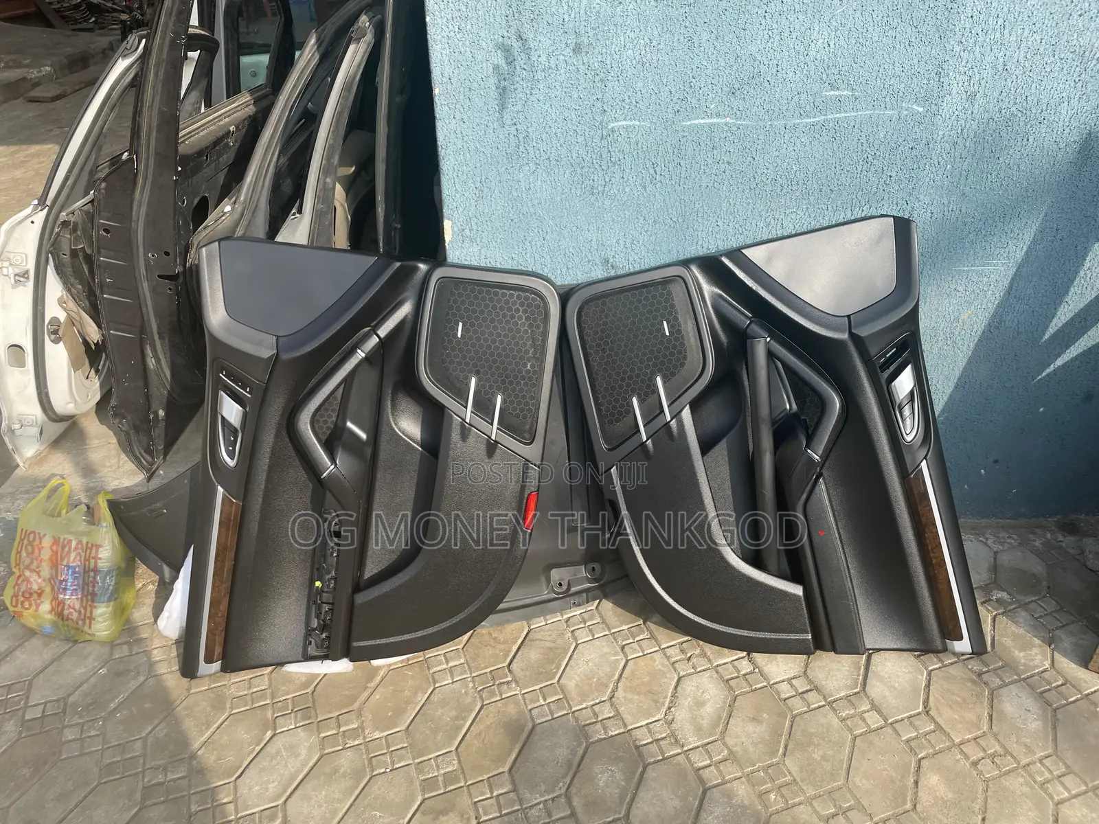 Set Of Door Mat Porsche Cayenne 2013