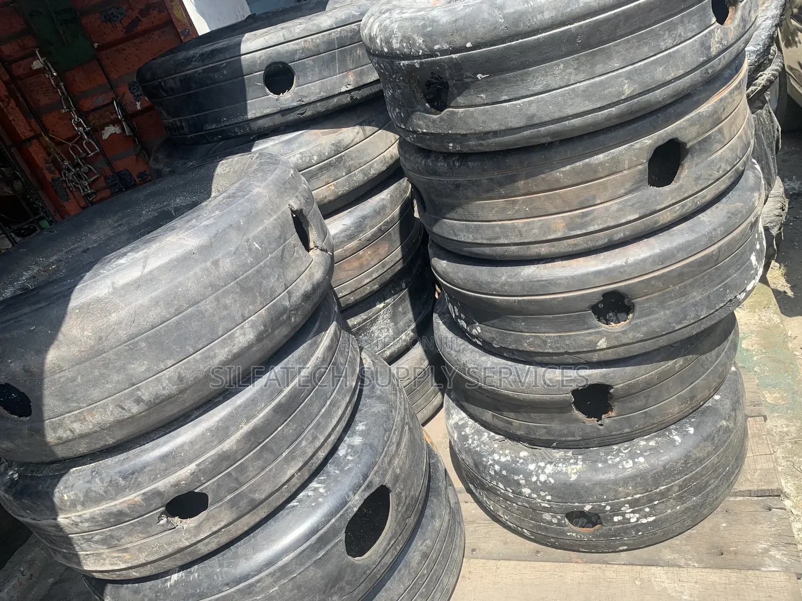 Original Fender Tyre