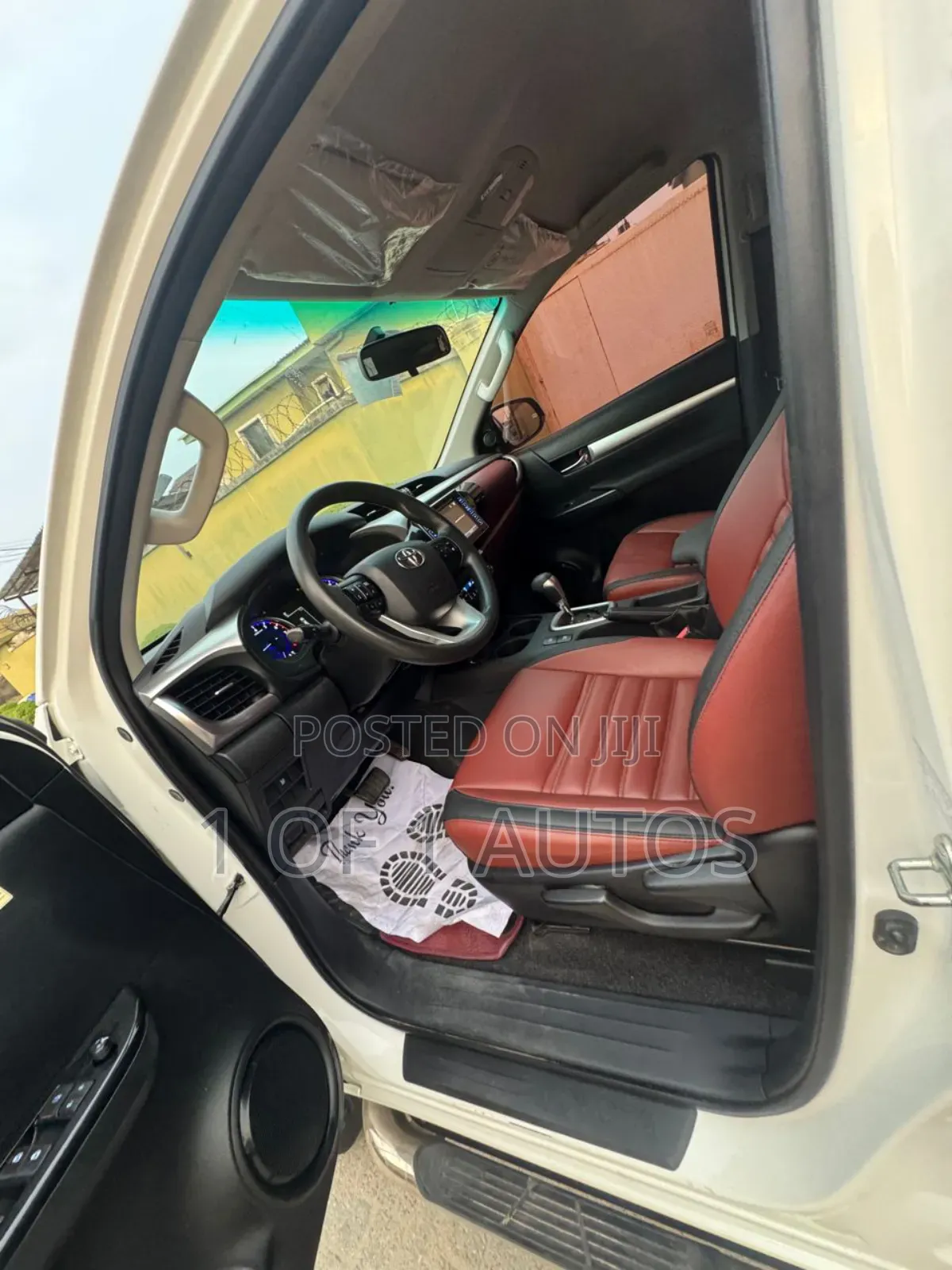 Toyota Hilux Revo Smart Cab Petrol 2.7 RWD 2018 White