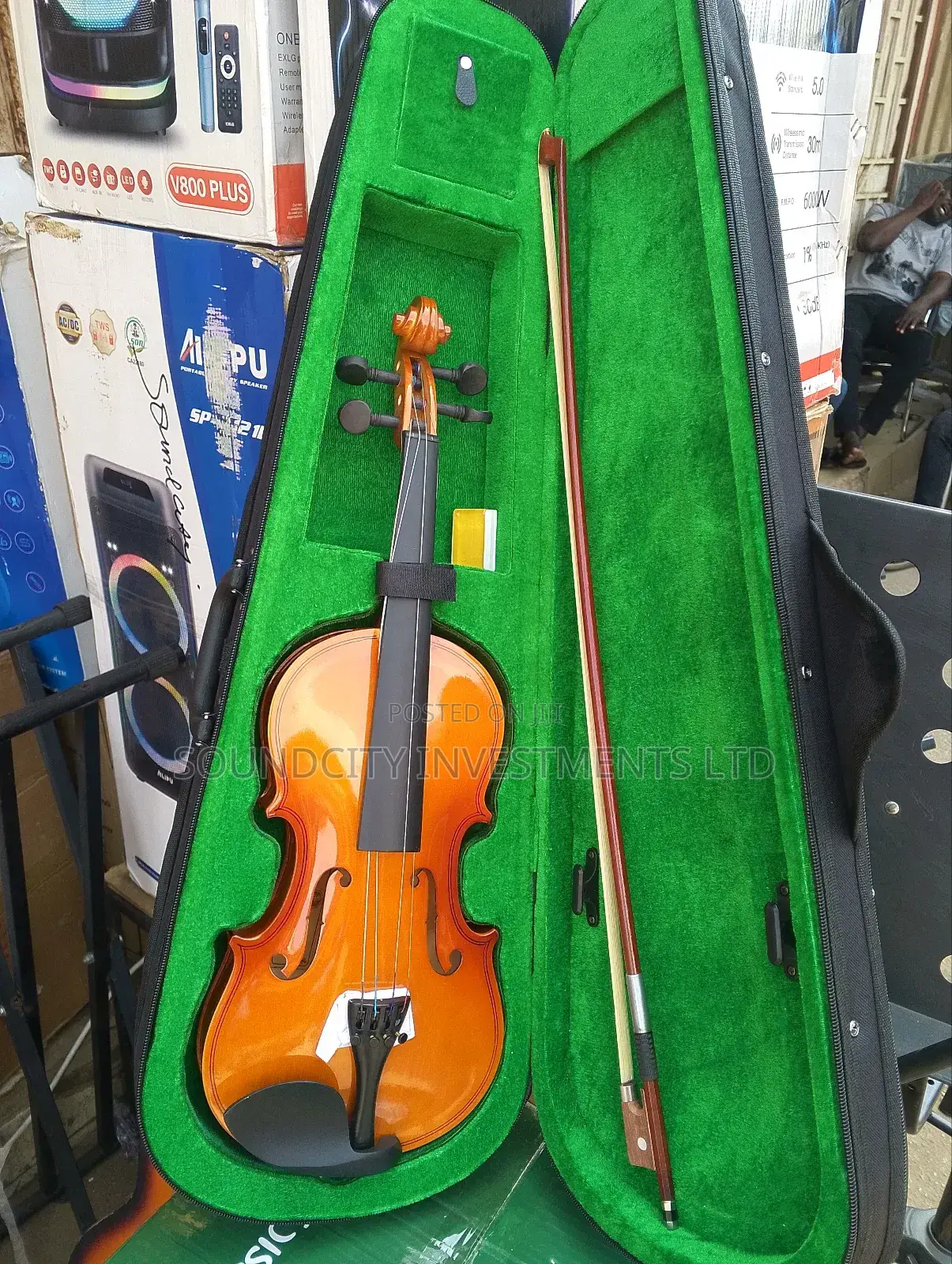 All Sizes Of Acoustic Violins Available.